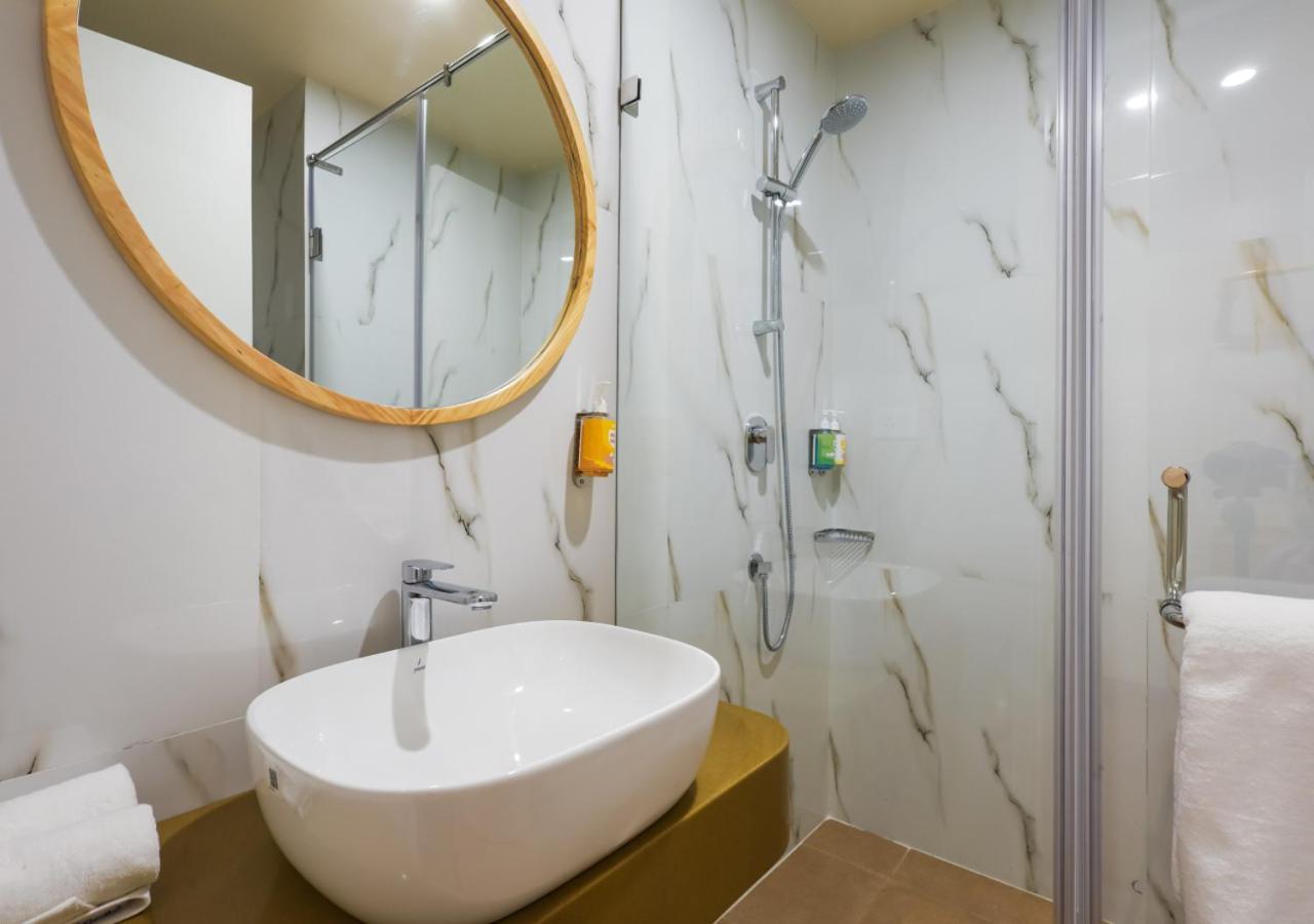 Bloom Hotel - Golf Course Road, Sector 43 Gurgaon Zewnętrze zdjęcie
