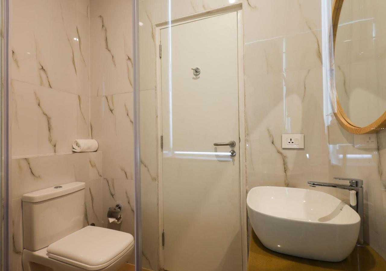 Bloom Hotel - Golf Course Road, Sector 43 Gurgaon Zewnętrze zdjęcie