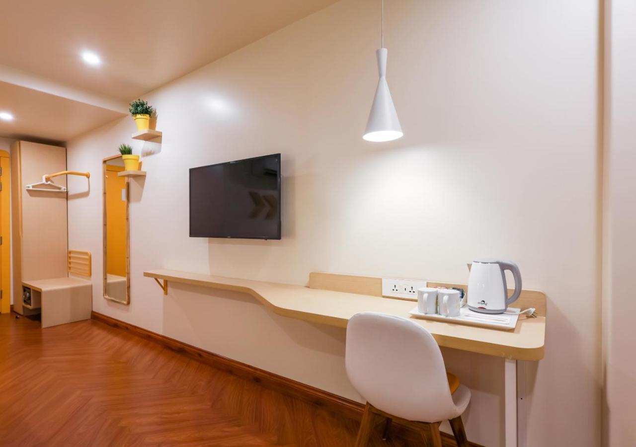 Bloom Hotel - Golf Course Road, Sector 43 Gurgaon Zewnętrze zdjęcie